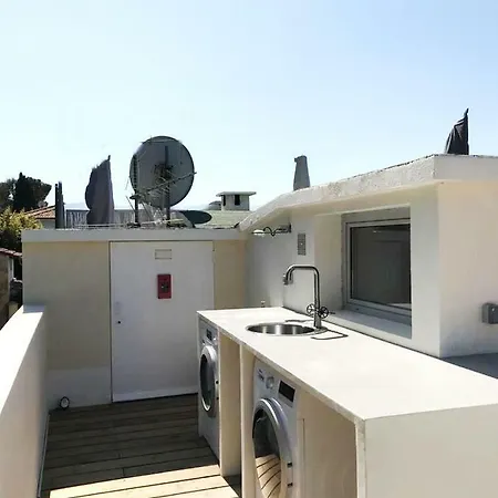 Aparthotel Luxury Montboron Seaview